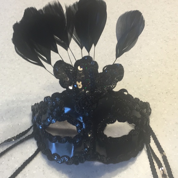 Face Mask - Picture 2 of 3